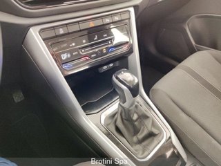 VOLKSWAGEN T-Roc 1.5 TSI ACT DSG Life 10