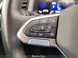 VOLKSWAGEN T-Roc 1.5 TSI ACT DSG Life 12