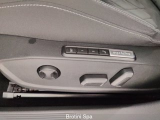 VOLKSWAGEN Golf 2.0 TDI DSG SCR Style 10