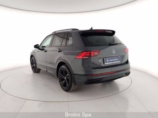 VOLKSWAGEN Tiguan 2.0 TDI 150 CV SCR DSG R-Line 1