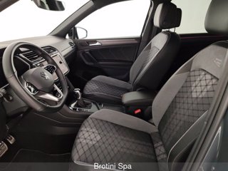 VOLKSWAGEN Tiguan 2.0 TDI 150 CV SCR DSG R-Line 6