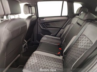 VOLKSWAGEN Tiguan 2.0 TDI 150 CV SCR DSG R-Line 9