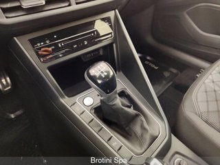 VOLKSWAGEN Polo 1.0 TSI R-Line 10