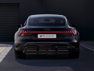 AUDI RS e-tron GT 3
