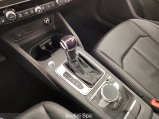 AUDI Q2 35 TFSI Admired 10