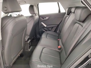 AUDI Q2 35 TFSI Admired 9