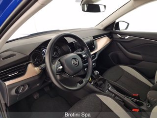 SKODA Kamiq 1.0 TSI 110 CV Black Dots 7