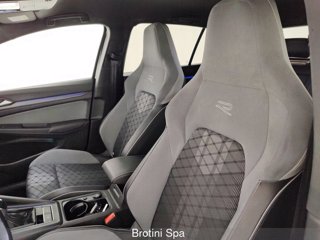 VOLKSWAGEN Golf 1.5 TSI EVO ACT R-Line 8