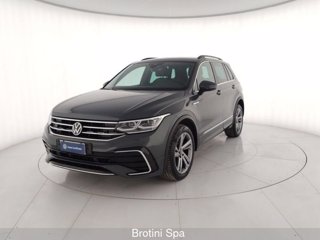 VOLKSWAGEN Tiguan 2.0 TDI 150 CV SCR DSG 4MOTION R-Line