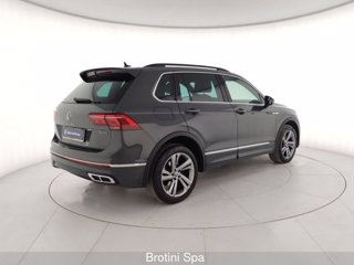 VOLKSWAGEN Tiguan 2.0 TDI 150 CV SCR DSG 4MOTION R-Line 2