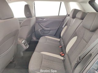 SKODA Kamiq 1.0 TSI 115 CV DSG Style 9