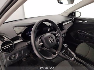 SKODA Fabia 1.0 MPI 80 CV Young Edition 7