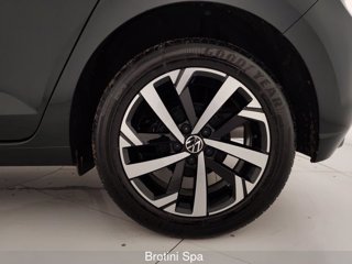 VOLKSWAGEN Polo 1.0 Edition Plus 5
