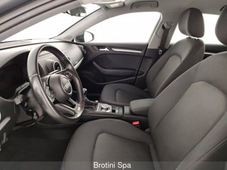 AUDI A3 SPB 30 TDI Admired 6