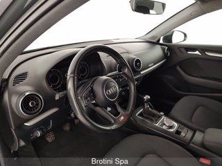 AUDI A3 SPB 30 TDI Admired 7