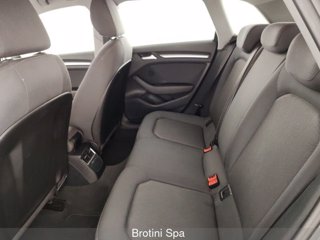 AUDI A3 SPB 30 TDI Admired 9