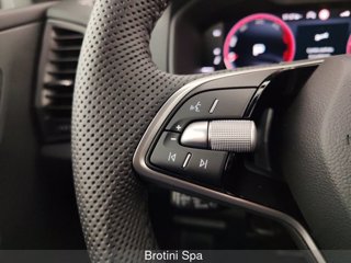 SKODA Karoq 2.0 TDI SCR DSG SportLine 12