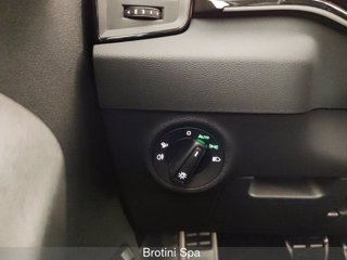 SKODA Karoq 2.0 TDI SCR DSG SportLine 14