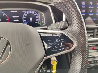 VOLKSWAGEN T-Roc 2.0 TDI SCR 150 CV DSG R-Line 12