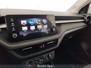 SKODA Fabia 1.0 MPI 80 CV Young Edition 11