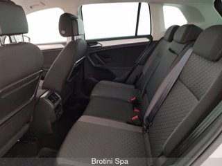 VOLKSWAGEN Tiguan 1.6 TDI SCR Sport BlueMotion Technology 9
