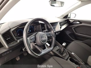AUDI A1 SPB 25 TFSI Admired 11