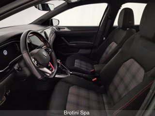 VOLKSWAGEN Polo 2.0 TSI DSG GTI 6