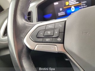 VOLKSWAGEN T-Roc 1.5 TSI ACT DSG Life 12