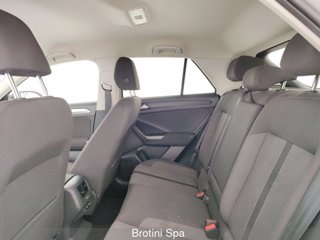 VOLKSWAGEN T-Roc 1.5 TSI ACT DSG Life 9