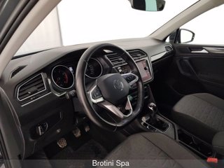 VOLKSWAGEN Tiguan 1.5 TSI ACT Life 7