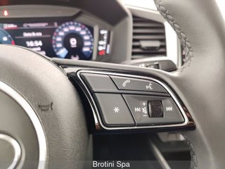 AUDI A1 allstreet 30 TFSI S tronic Identity Contrast 12