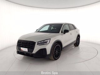 AUDI Q2 35 TDI S tronic Identity Black