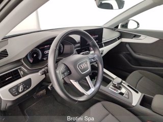 AUDI A4 Avant 30 TDI/136 CV S tronic Business Advanced 7