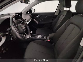 AUDI Q2 35 TFSI Business Advanced 6