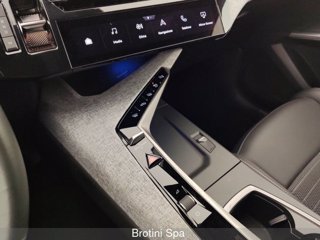 PEUGEOT 3008 Hybrid 136 e-DCS6 Allure 10