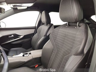 PEUGEOT 3008 Hybrid 136 e-DCS6 Allure 8