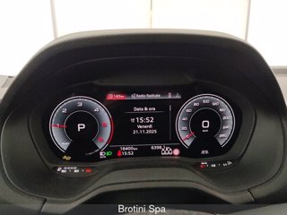 AUDI Q2 35 TDI quattro S tronic Identity Black 15