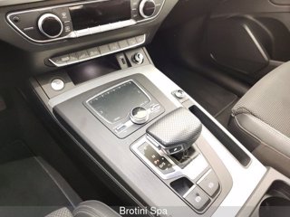 AUDI Q5 55 TFSI e quattro S tronic S line plus 14