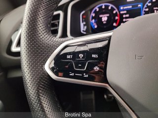 VOLKSWAGEN T-Roc 1.0 TSI R-Line 13