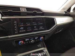 AUDI Q3 35 TDI quattro S tronic S line edition 11