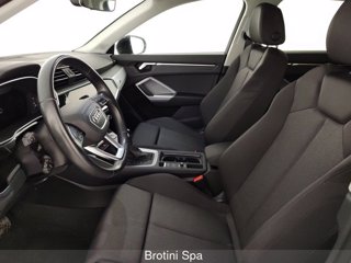 AUDI Q3 35 TDI quattro S tronic S line edition 6