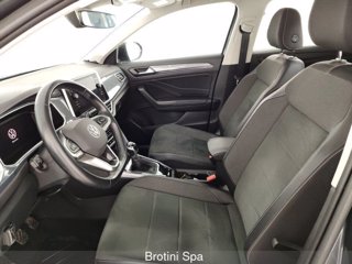 VOLKSWAGEN T-Roc 1.0 TSI Style 6