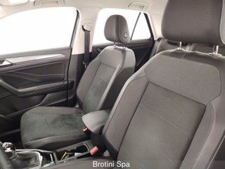 VOLKSWAGEN T-Roc 1.0 TSI Style 8