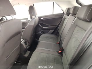 VOLKSWAGEN T-Roc 1.0 TSI Style 9