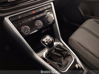 VOLKSWAGEN T-Roc 1.0 TSI Life 10