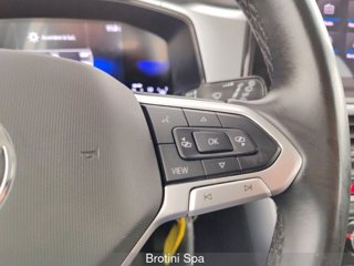 VOLKSWAGEN T-Roc 1.0 TSI Life 12