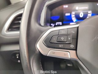 VOLKSWAGEN T-Roc 1.0 TSI Life 13