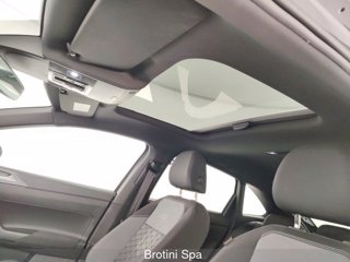 VOLKSWAGEN Taigo 1.0 TSI 110 CV R-Line 8