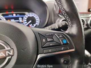 NISSAN Juke 1.6 HEV Tekna 12