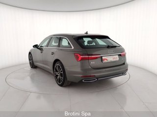 AUDI A6 Avant 45 3.0 TDI quattro ultra S tronic Business Sport 1